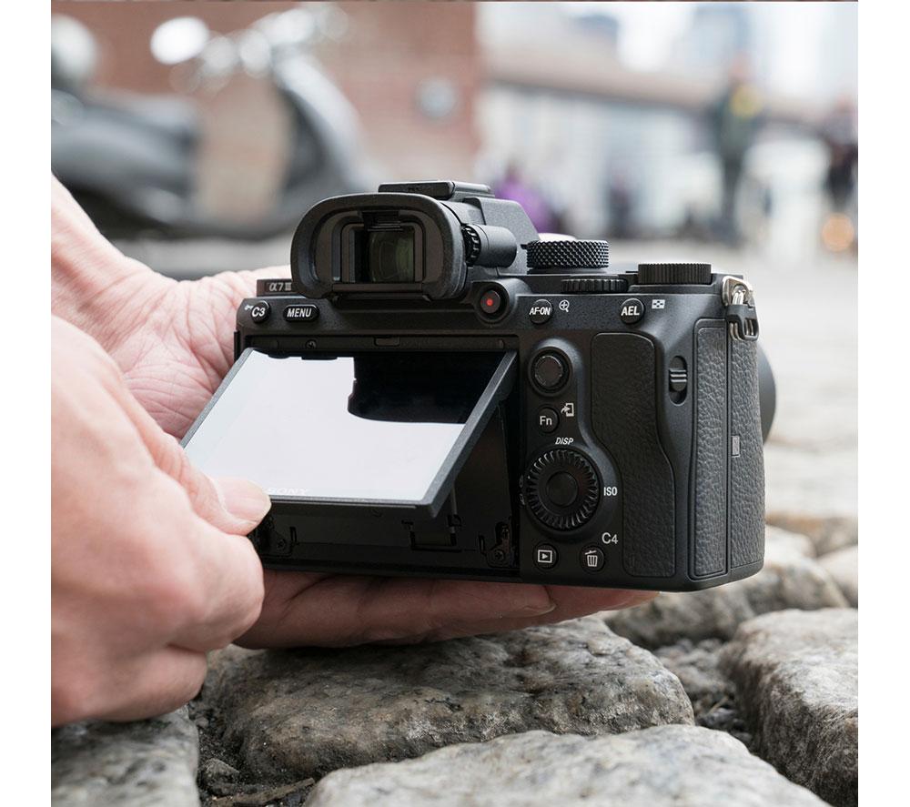Cámara sin espejo SONY a7 III - Solo cuerpo