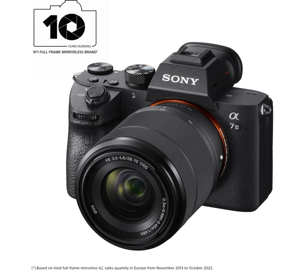 SONY a7 III Mirrorless Camera with 28-70 mm f/3.5-5.6 Zoom Lens