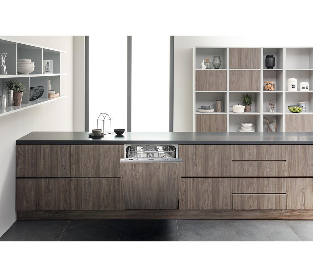 HOTPOINT HDIC 3B+26 C W UK Full-size Fully Integrated Dishwasher
