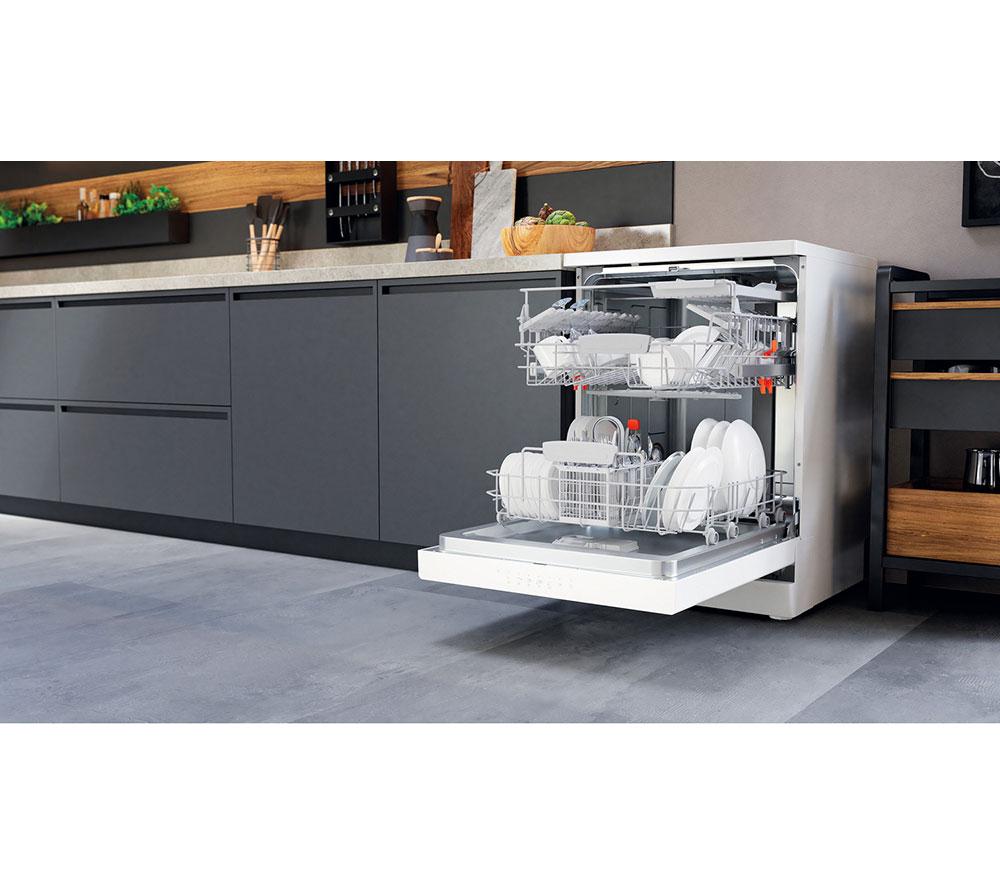 Lavavajillas de tamaño completo HOTPOINT HFC 3C26 W C UK - Blanco