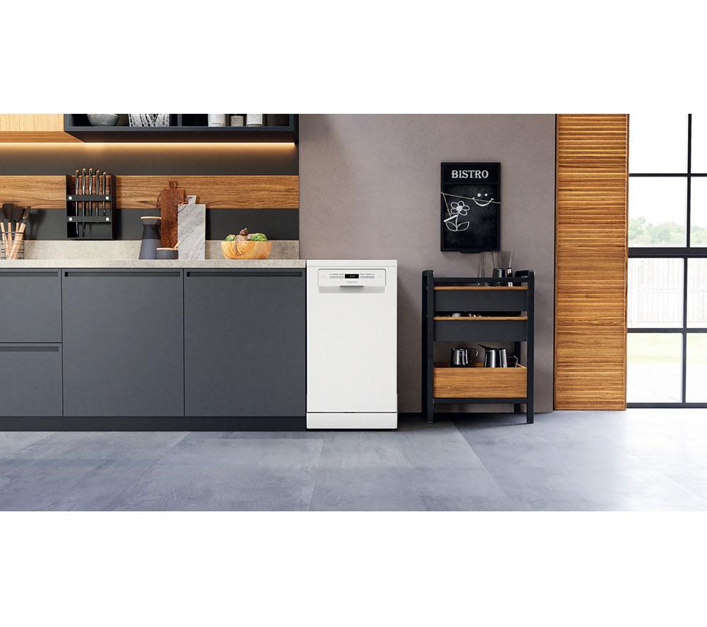 Lavavajillas estrecho HOTPOINT HSFO 3T223 W UK N - Blanco