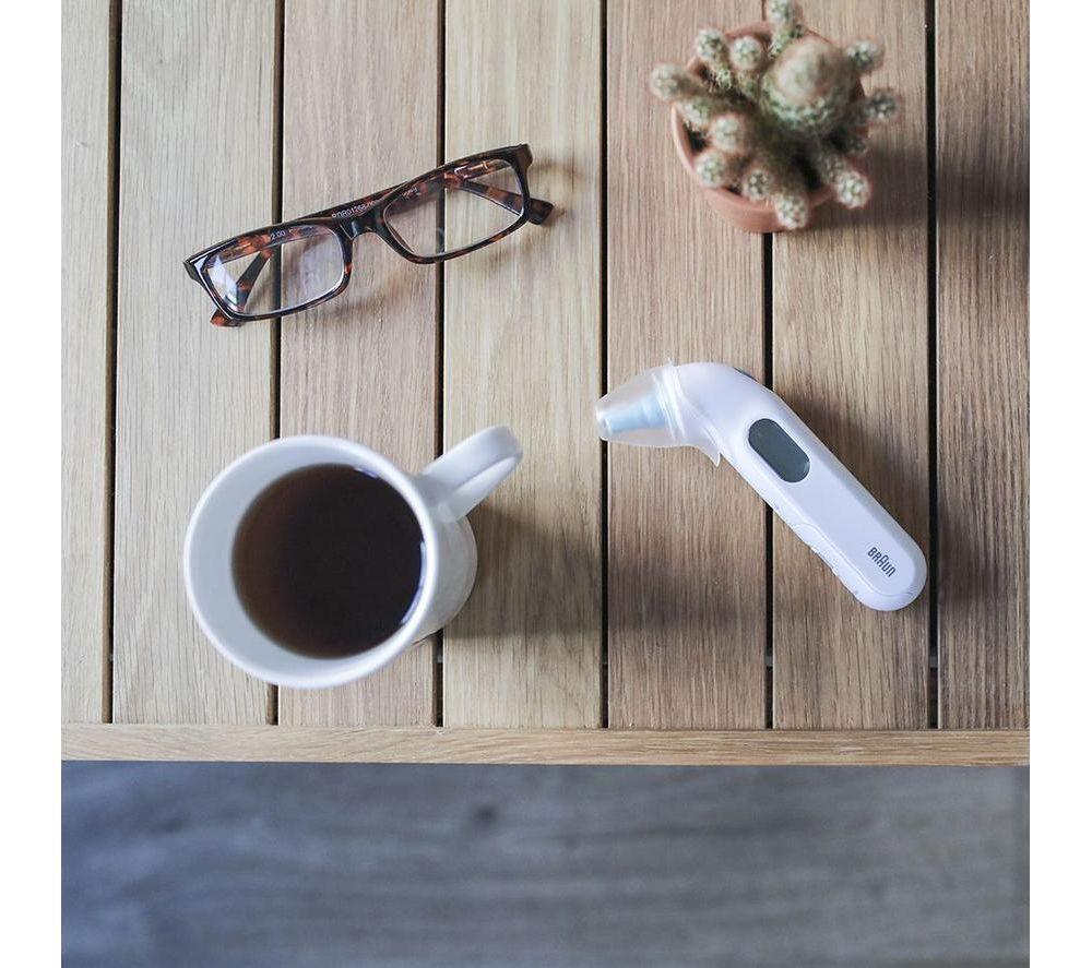 BRAUN ThermoScan 3 IRT 3030 Ear Thermometer - White and Green