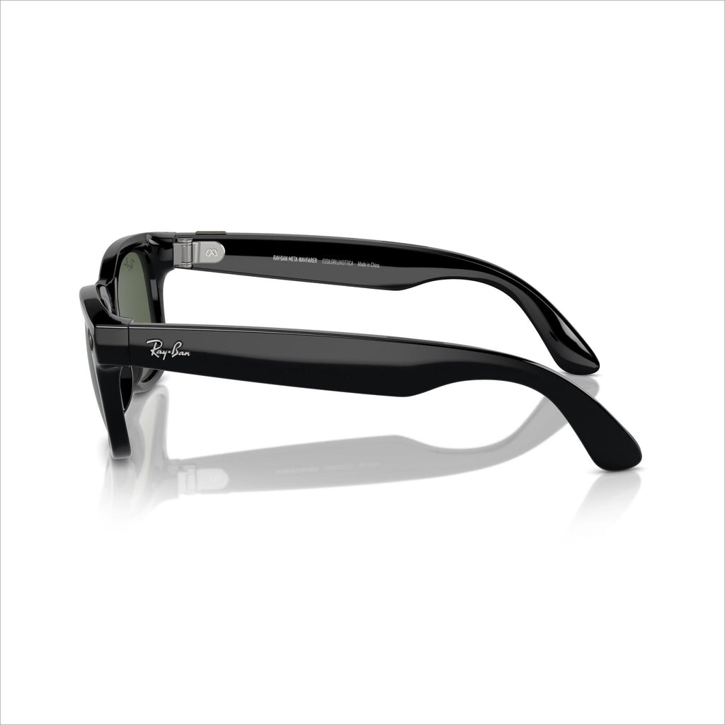 RAY-BAN META Wayfarer Glasses - Shiny Black, G15 Green