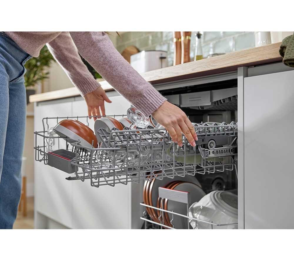 BOSCH Series 6 Perfect Dry SMV6ZCX10G Full-size Fully Integrated WiFi-enabled Dishwasher