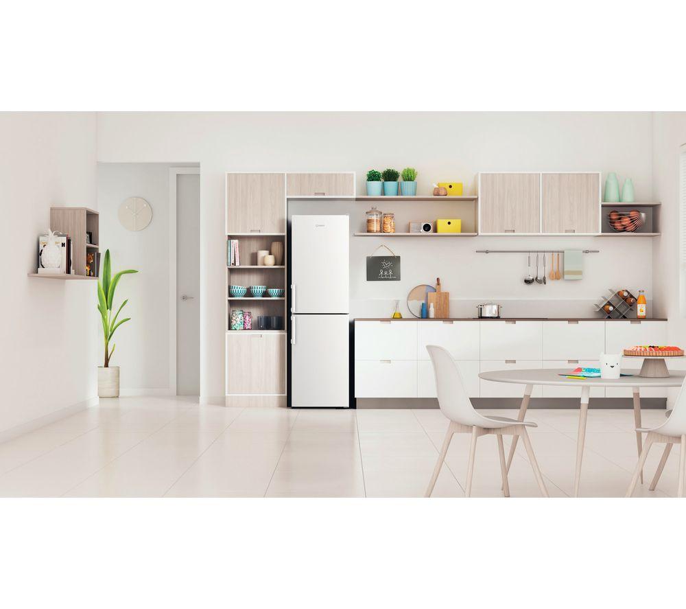 INDESIT Low Frost IB55 732 W UK Frigorífico combi 50/50 - Blanco