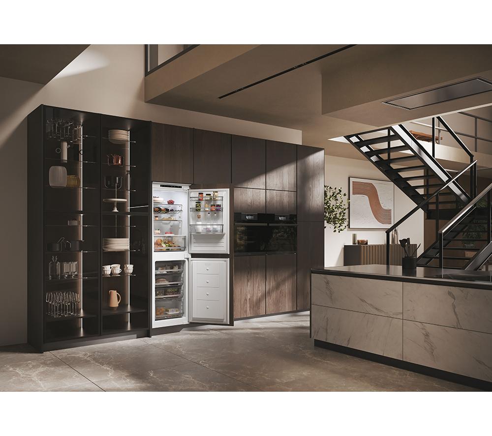 HAIER HB50T618FMK Frigorífico Combi Integrable Smart 50/50 - Bisagra deslizante