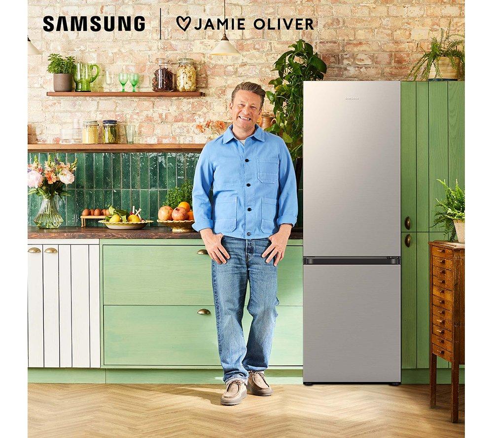 SAMSUNG Series 6 SpaceMax RB34C600DSA/EU 70/30 Smart Fridge Freezer - Metal Graphite