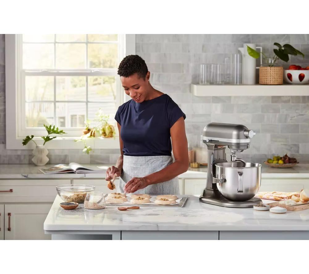 KITCHENAID Artisan Stand Mixer - Medallion Silver