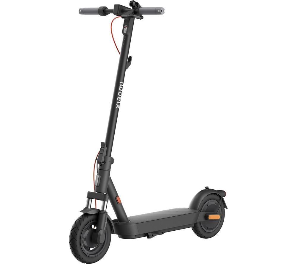 XIAOMI 5 Pro 700 W Electric Folding Scooter - Black