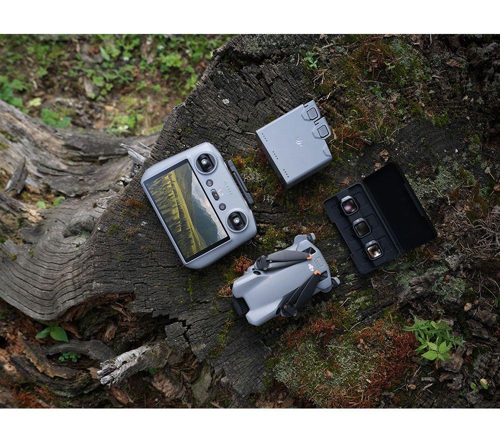 DJI Mini 5 Pro Drone Fly More Combo con mando RC 2 - Gris