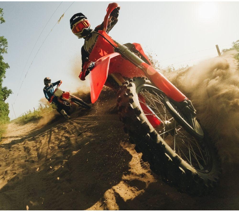 Cámara de acción GOPRO HERO13 Black 5.3K y paquete de alimentación extendida