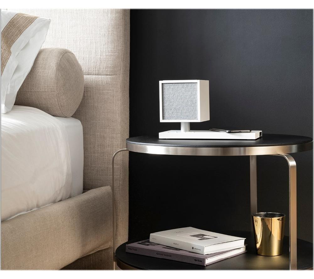 Altavoz Bluetooth TIVOLI Revive con almohadilla de carga inalámbrica y lámpara LED - Blanco y Gris