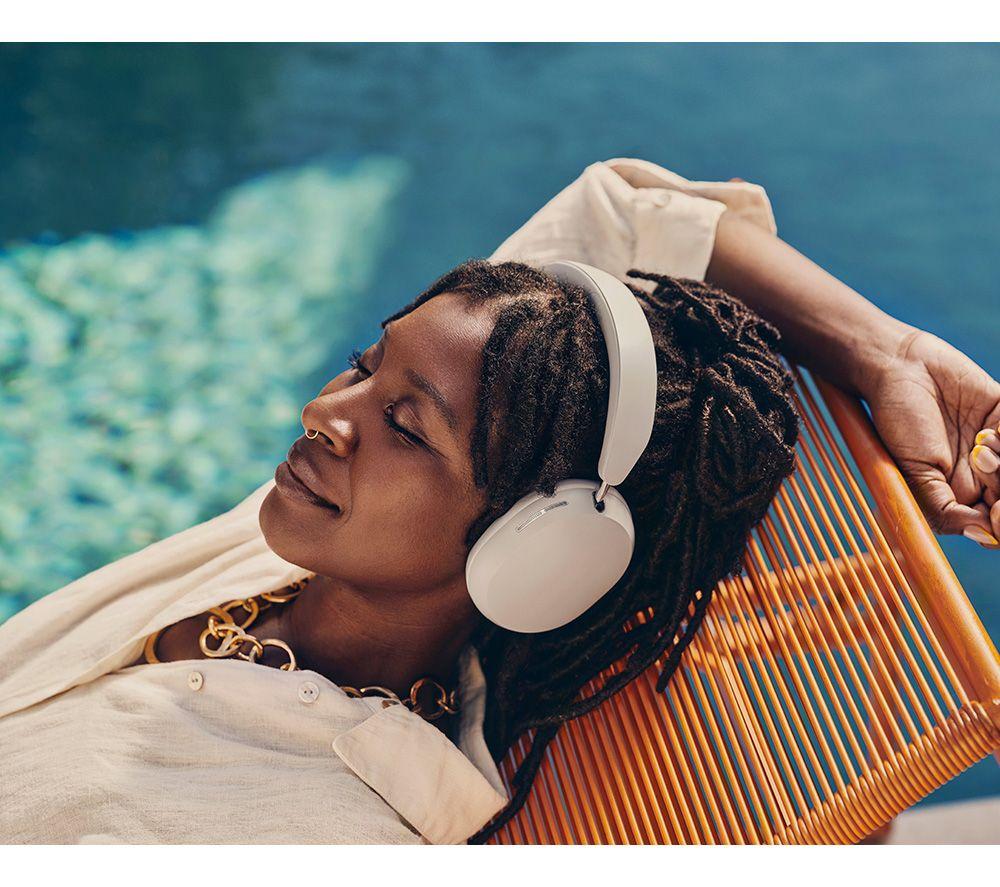 Auriculares inalámbricos con Bluetooth y cancelación de ruido SONOS Ace - Blancos