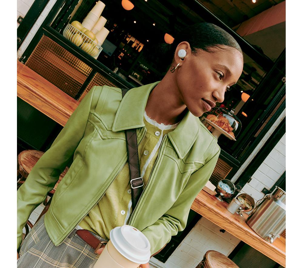 Auriculares inalámbricos con cancelación de ruido Bluetooth QuietComfort de BOSE - Humo Blanco