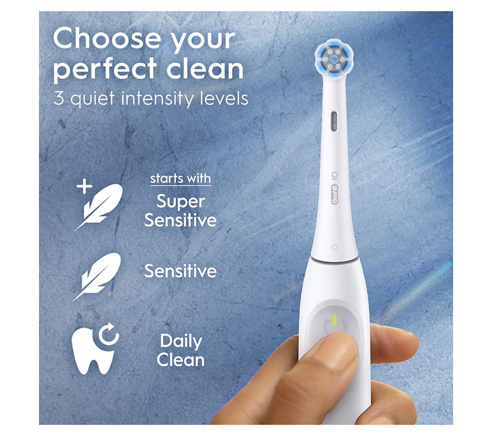 ORAL-B iO2 Electric Toothbrush & Travel Case - Simple White
