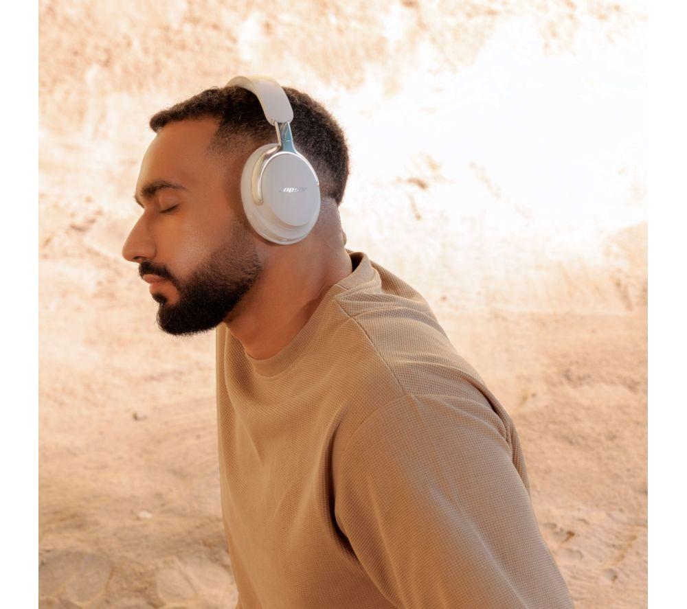 BOSE QuietComfort Ultra (2nd Gen) Wireless Bluetooth Noise-Cancelling Headphones - White