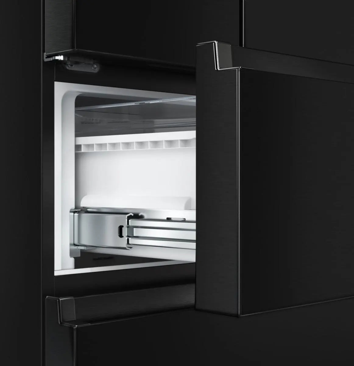 Frigorífico combi inteligente HISENSE PureFlat RF632N4AFC1 - Negro